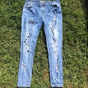 ripped skinny jeans no flaws Sold